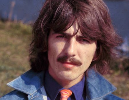 Ο George Harrison στη κορυφή της Μ.Βρετανίας