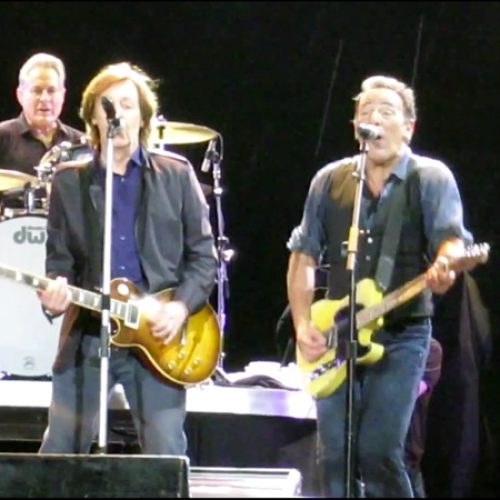 Bruce Springsteen, Paul McCartney, John Fogerty και Tom Morello μαζί στη σκηνή!