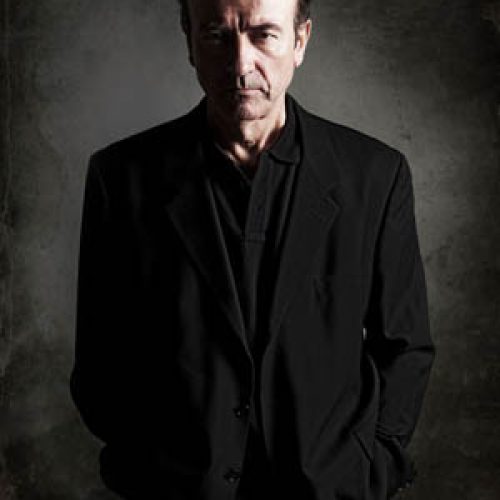 Νέα δουλειά από τον πρώην τραγουδιστή των Stranglers, Hugh Cornwell