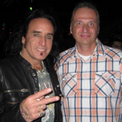 Ο Marco Mendoza special guest στο μεγάλο πάρτι του Rockandroll.gr στο Mike’s Irish bar!